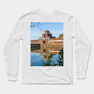 Hue Imperial Palace Gateway Long Sleeve T-Shirt